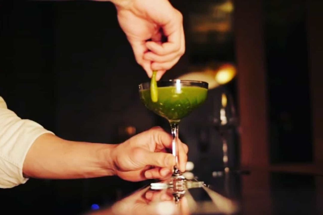 dizzygillespiecocktail_hiddenbar_mobsterbar_paris